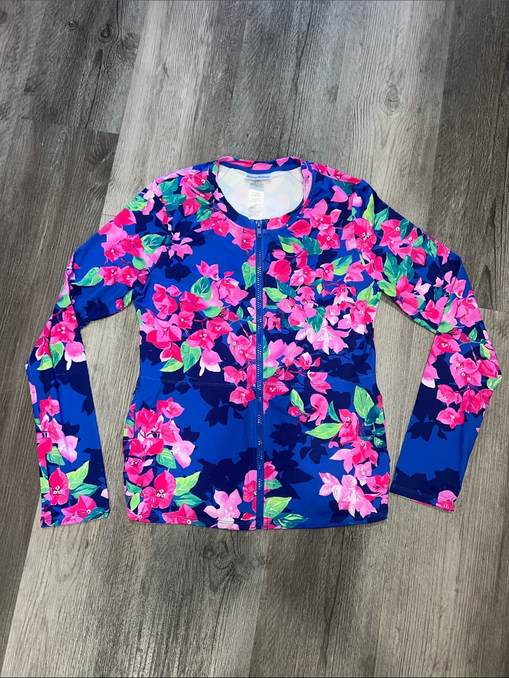 Tommy Bahama Bougainvillea Full Zip
Long Sleeve Rash Guard/Coverup , size M - Picture 4 of 8